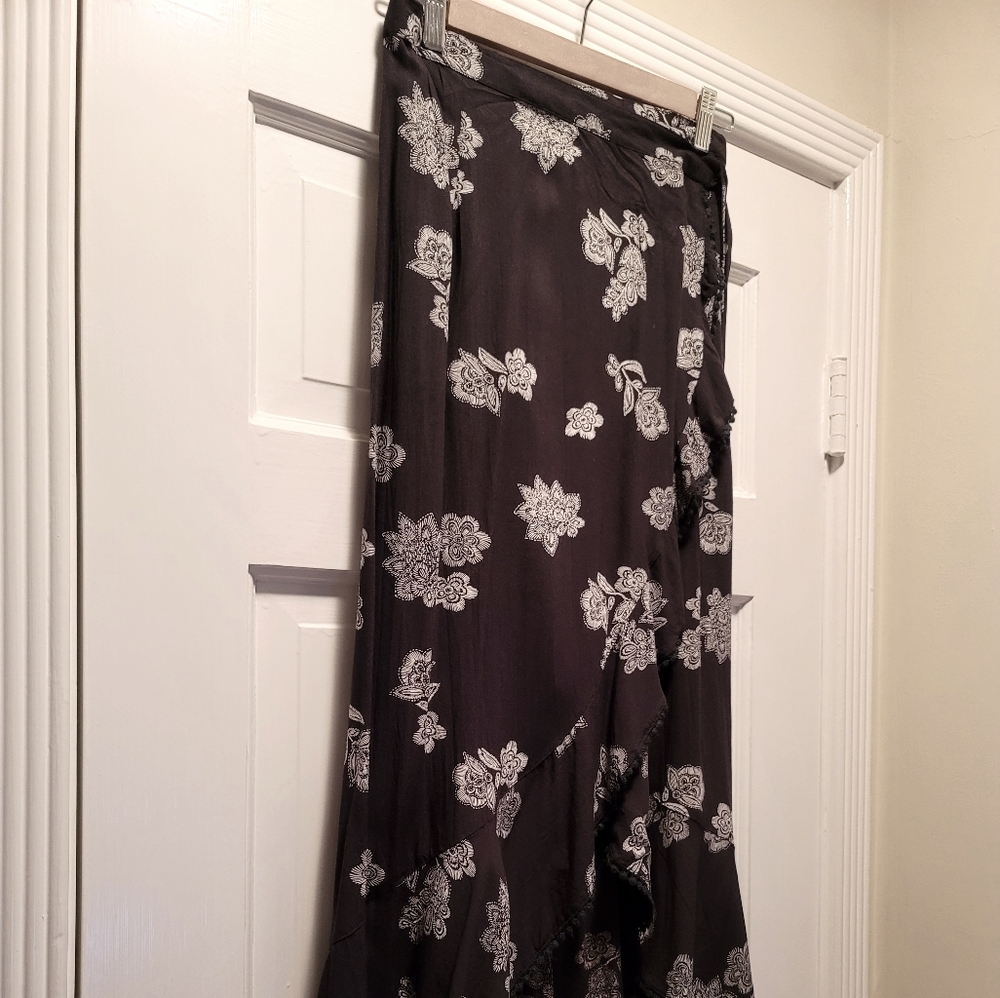 ANGIE wrap skirt